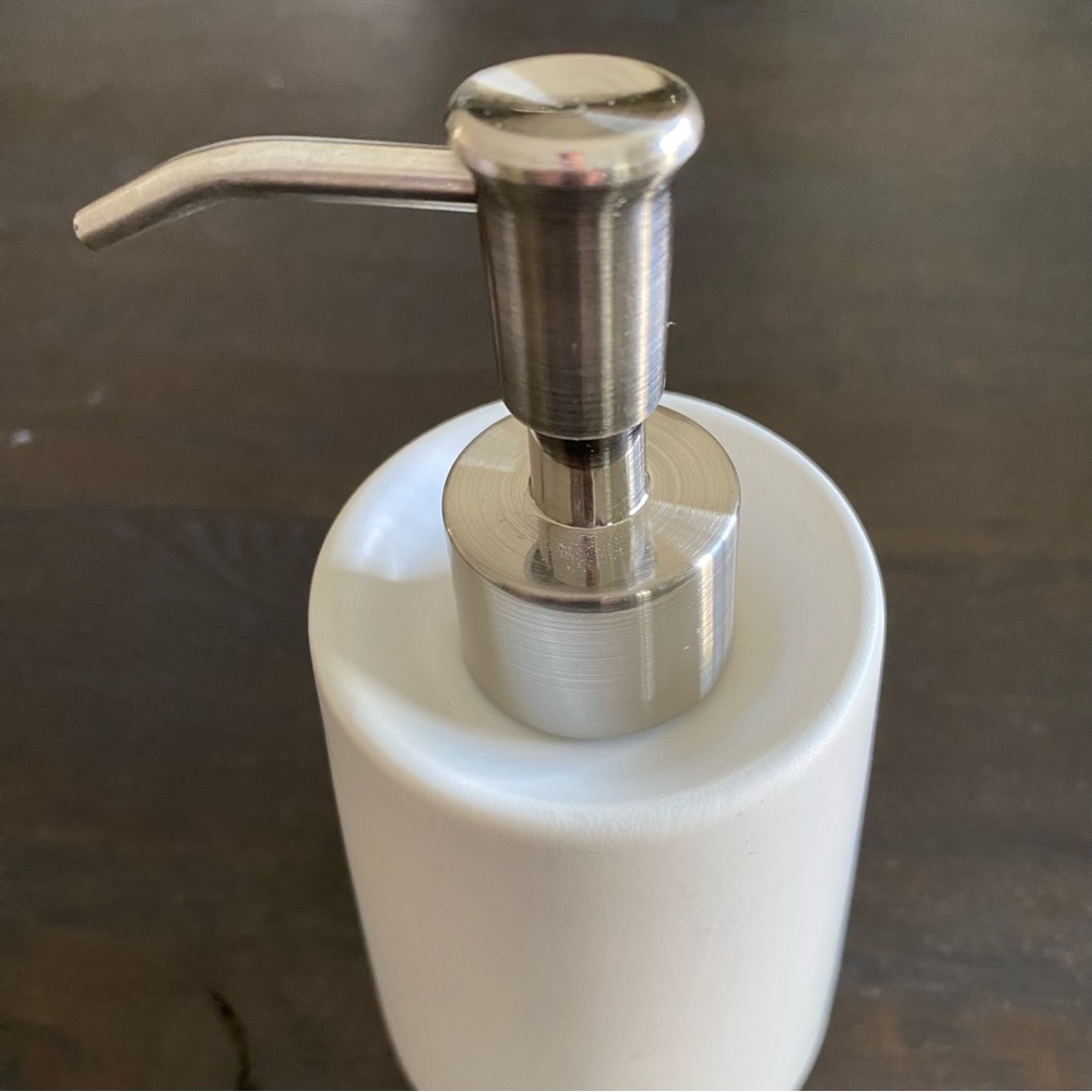 Container Store Soap Pump - Picture 2 of 8